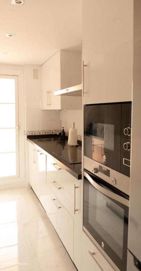 Apartamento High-end 2 Bedroom Sea View In Puerto Banus Marbella